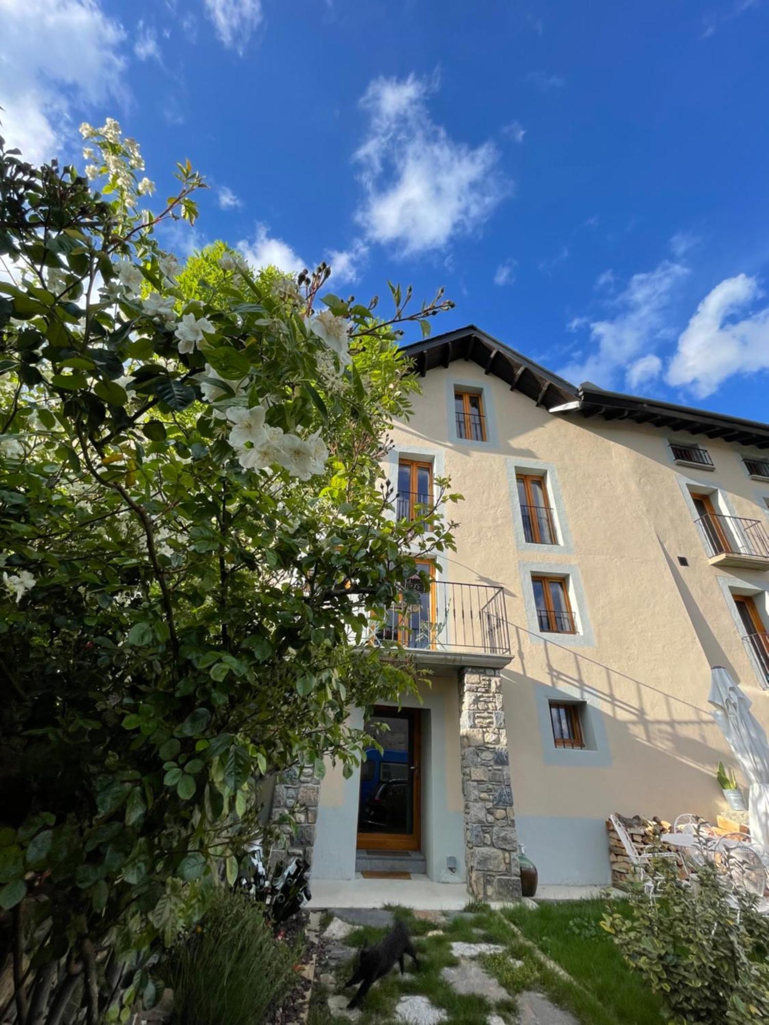 Domaine Agricole Cotze / Casa Rural Enveitg Exterior photo